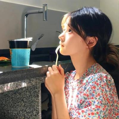 凤仙花 海报
