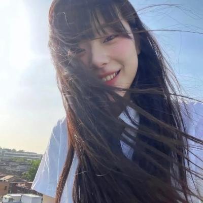 虚拟天后 海报