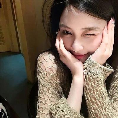 最后一个共产党人 海报